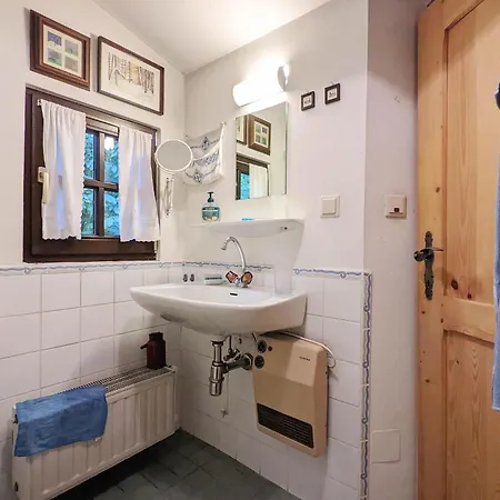 Ferienhaus In In Wechselland With Sauna, Cleaning Included Edlitz